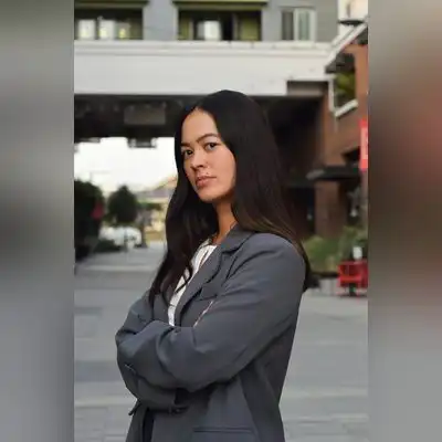 严霞庆